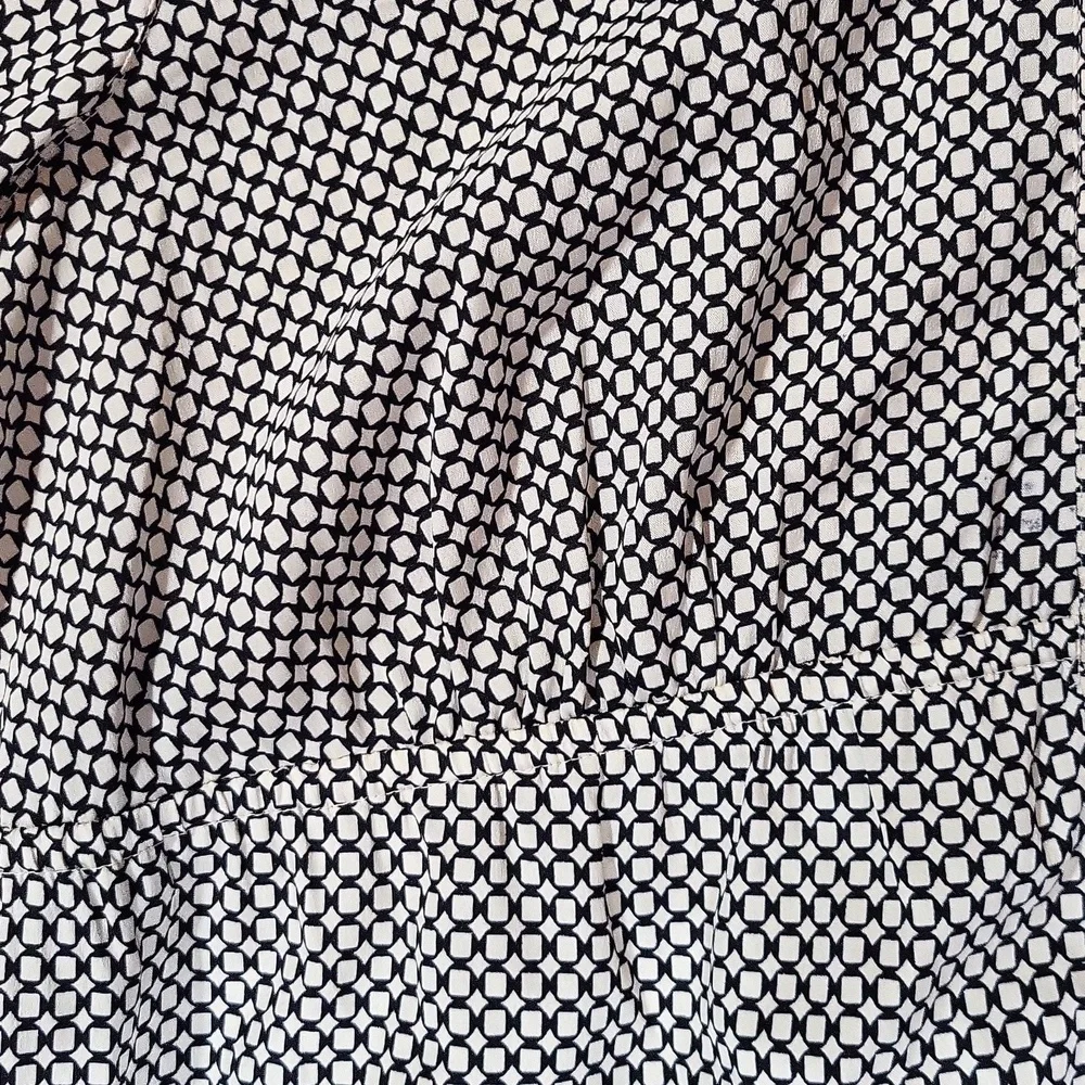 MOTHERHOOD MATERNITY Black White Empire Waist Long Sleeve Roll Tab Shirt Dress - Picture 5 of 13